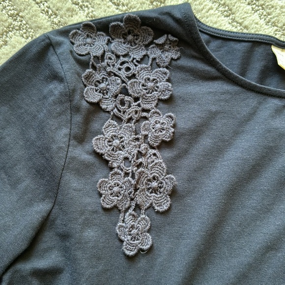 ZARA Girls Long Sleeve embroidered black Blouse Girls Size 11/12 - Picture 3 of 7